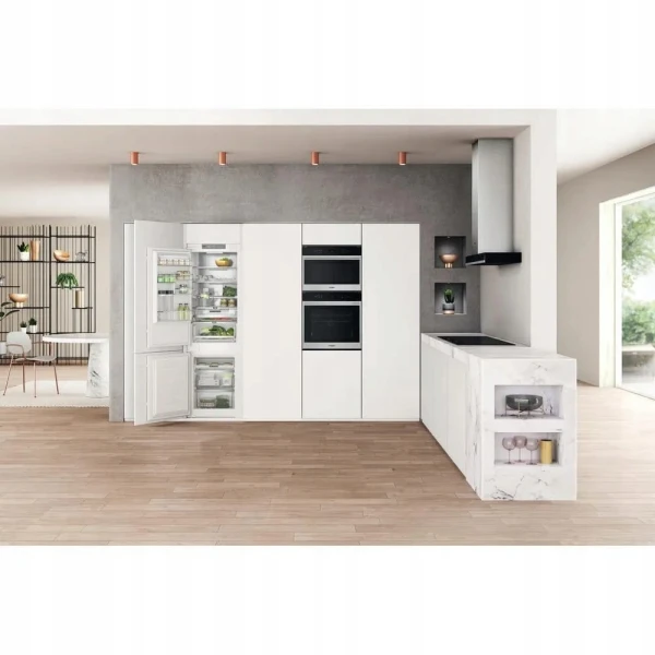 Chłodziarko – zamrażarka do zabudowy Whirlpool WHC18 T574 P
